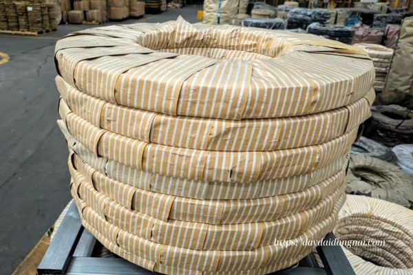 Dây đai thép phủ dầu màu đen